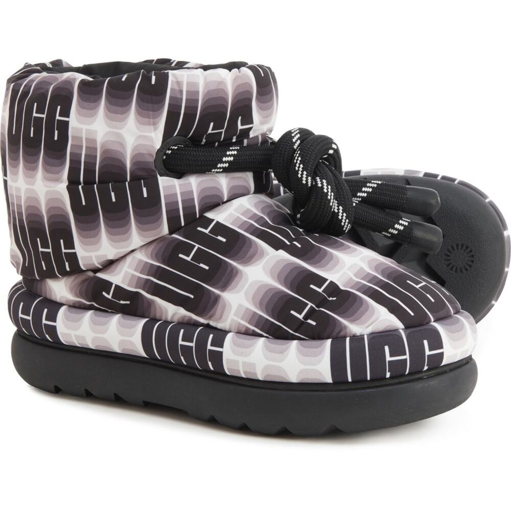 UGG Women's Black White All Over Logo Classic Maxi Wavelength Short Boots 7 NEW